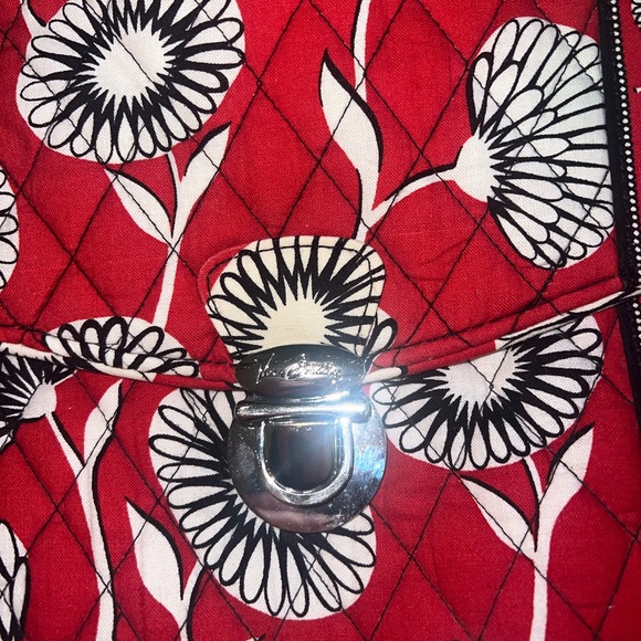 Vera Bradley Deco Daisy Messenger/Laptop Bag - Picture 4 of 16